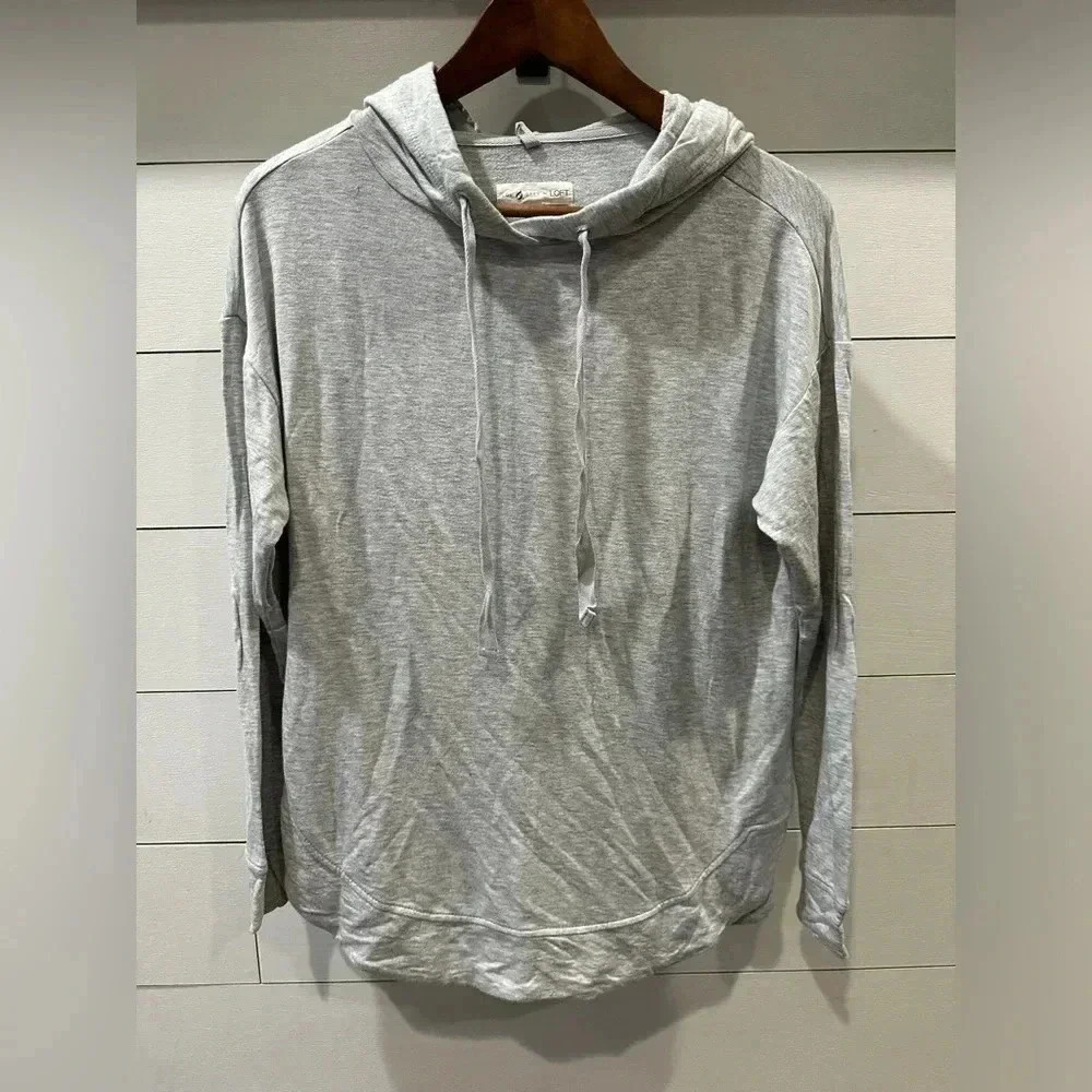 Lou & Grey Signature Soft Hooded Sweatshirt- size XS